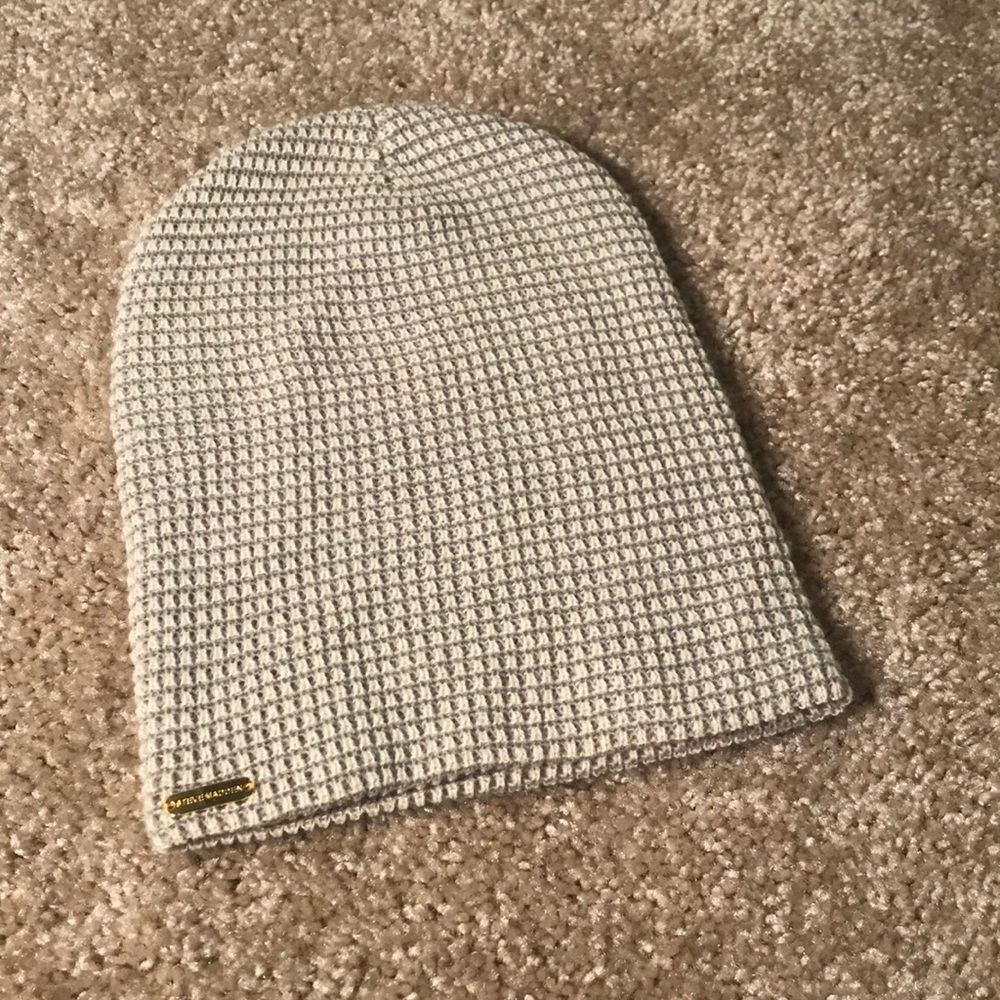 Steve Madden Cute light grey beanie
